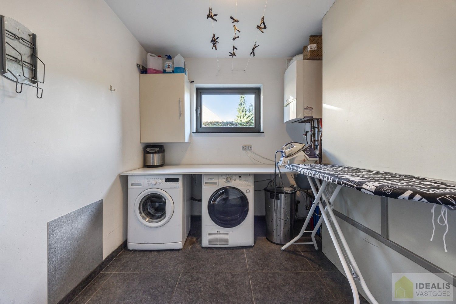 PRACHTIGE, INSTAPKLARE EN RUIME GEZINSWONING IN TOPSTAAT foto 17