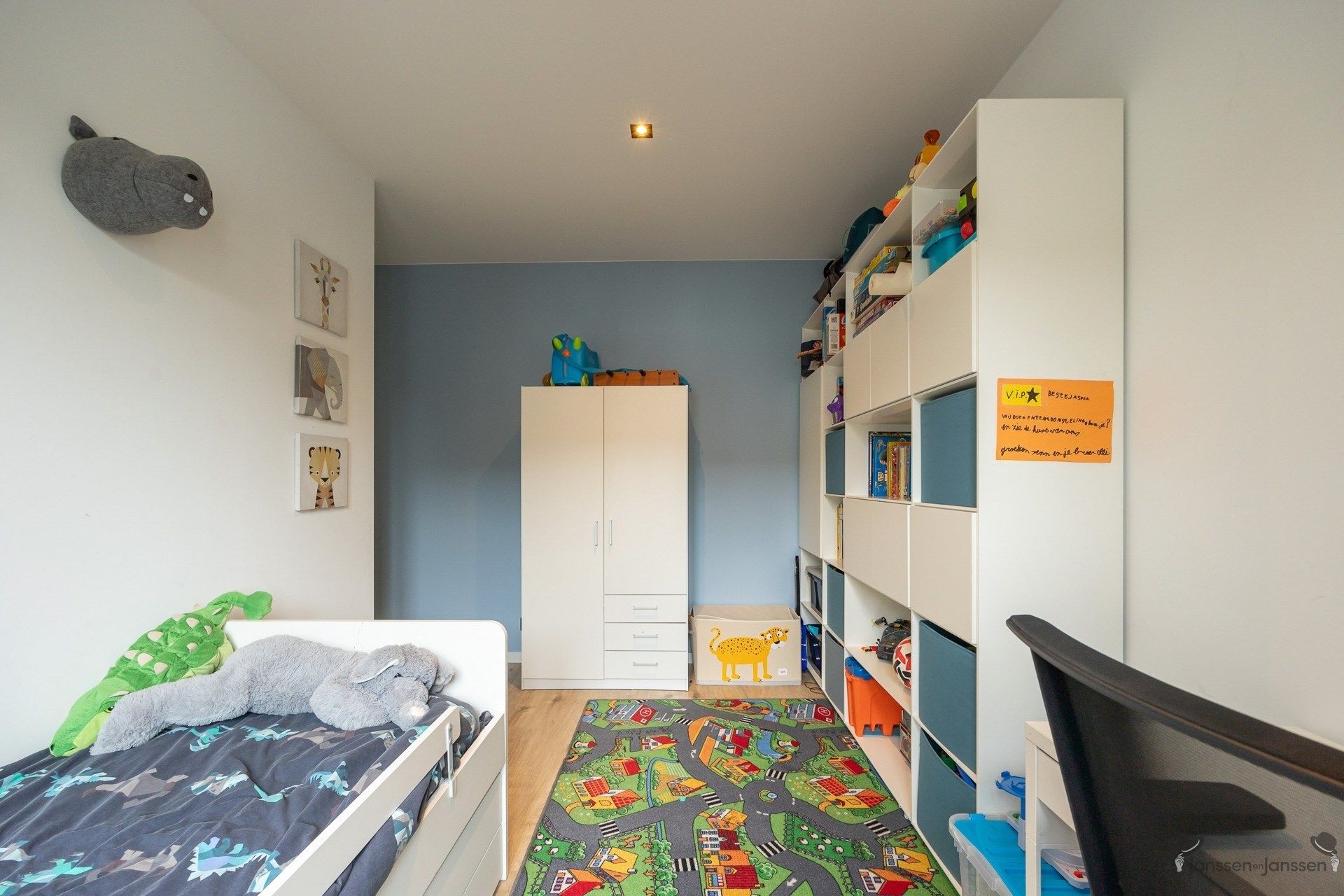 Mooi volledig gerenoveerd huis met EPC A aan groen plein foto 15