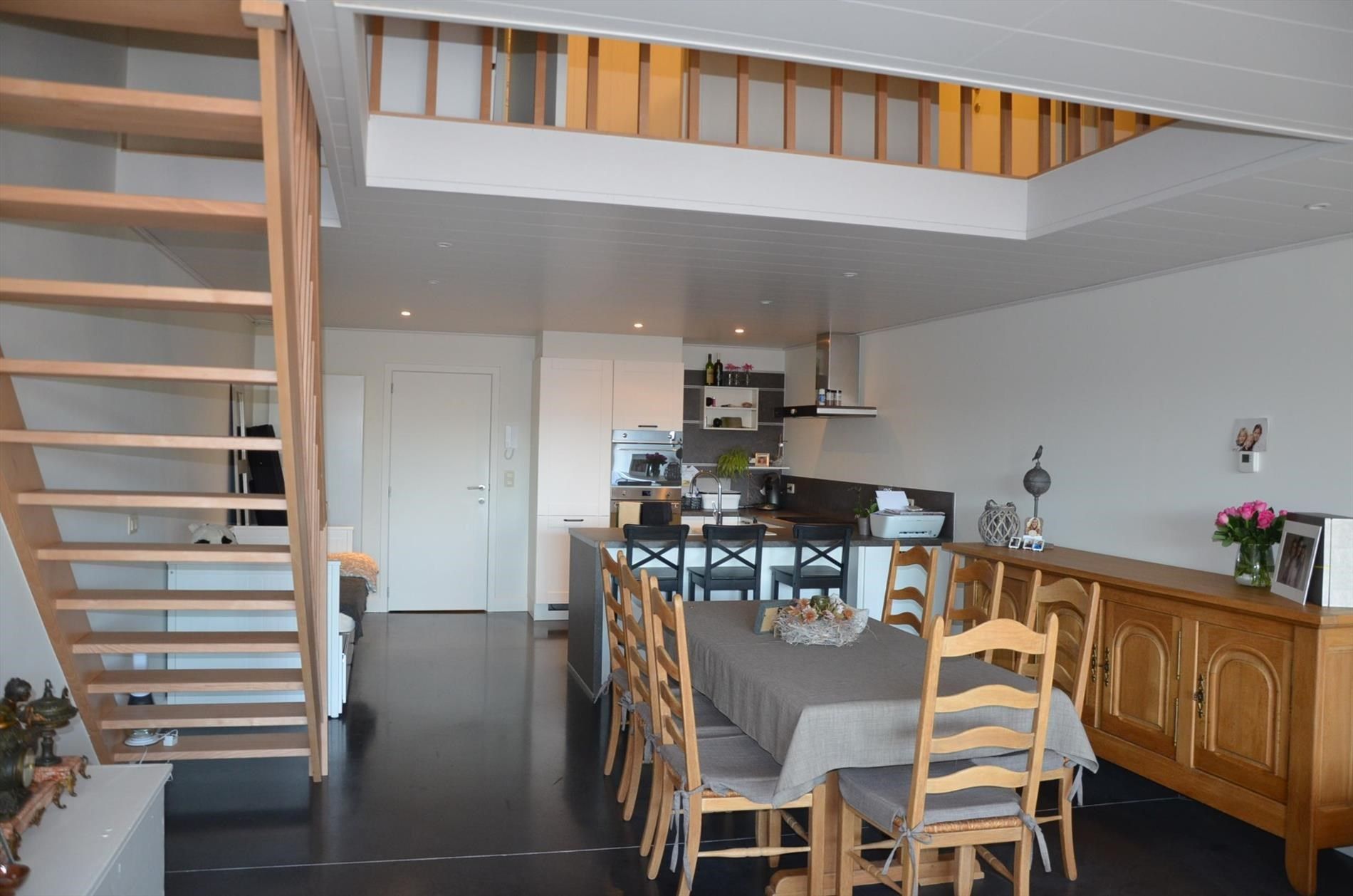 Nieuw duplex-appartement foto 5
