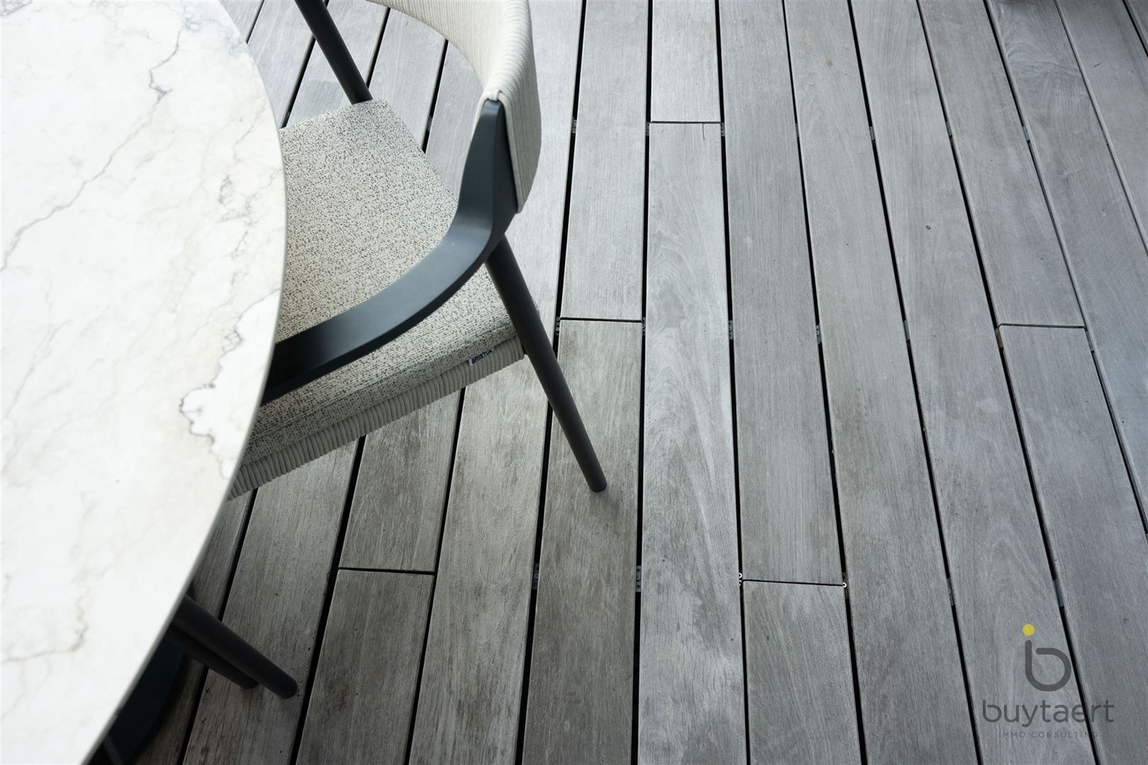 Véél ruimte, terras én tuin: lichtrijk 3 slaapkamer - triplex appartement in hartje Schilde! foto 63