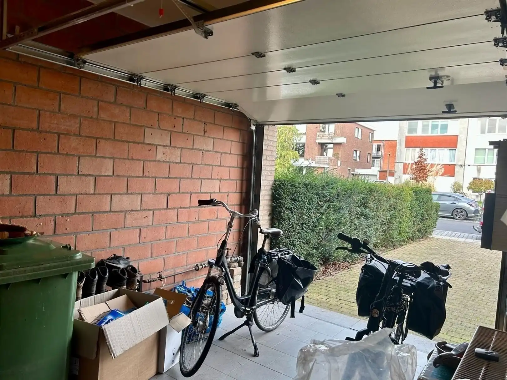 Gezellige woning met garage en vrij zicht achteraan foto 17