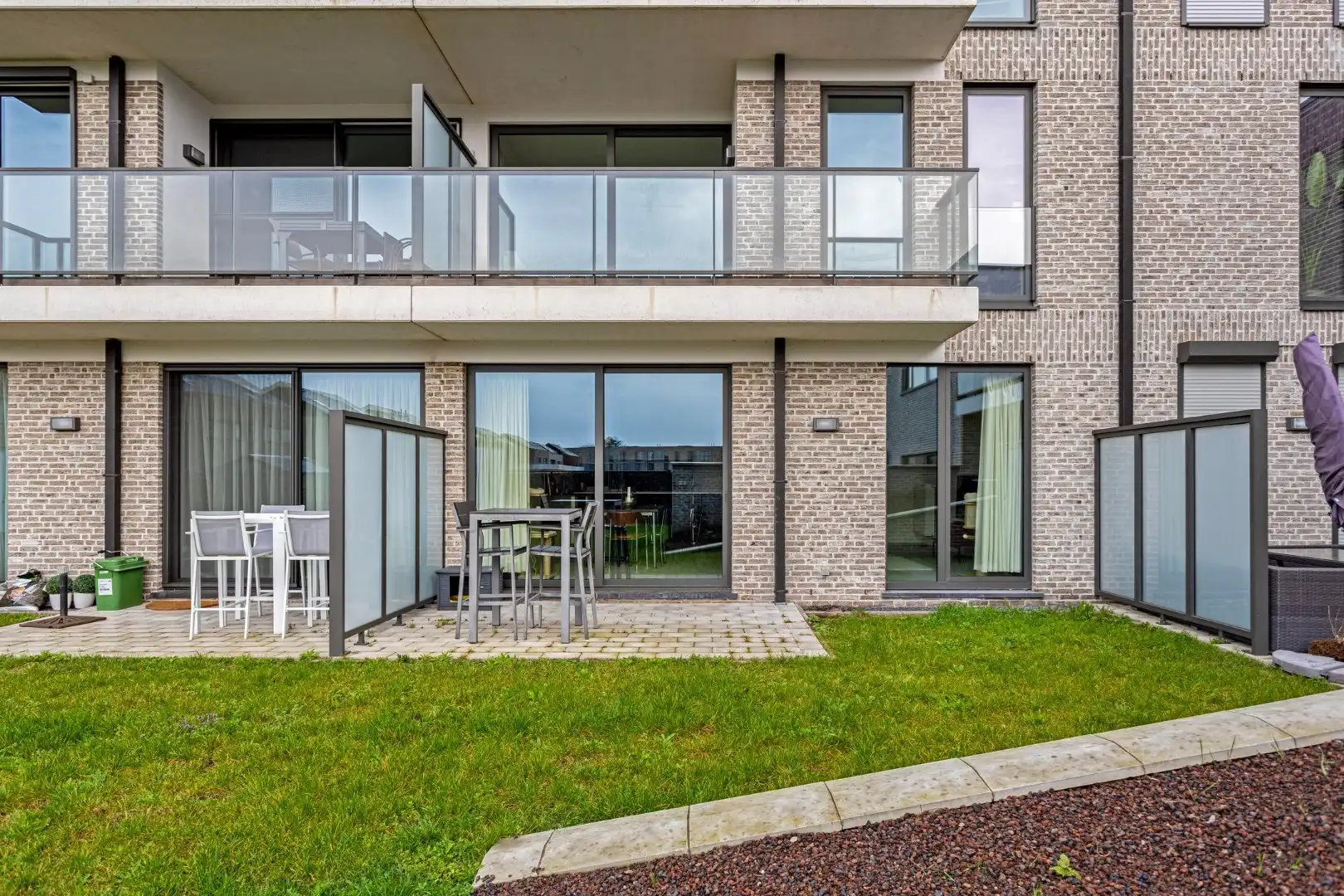 Lichtrijk nieuwbouwappartement met 3 slaapkamers, tuin, terras, kelderberging en 2 autostaanplaatsen - EPC 36 kWh/m² -bewoonbare opp. 115 m²   foto 26