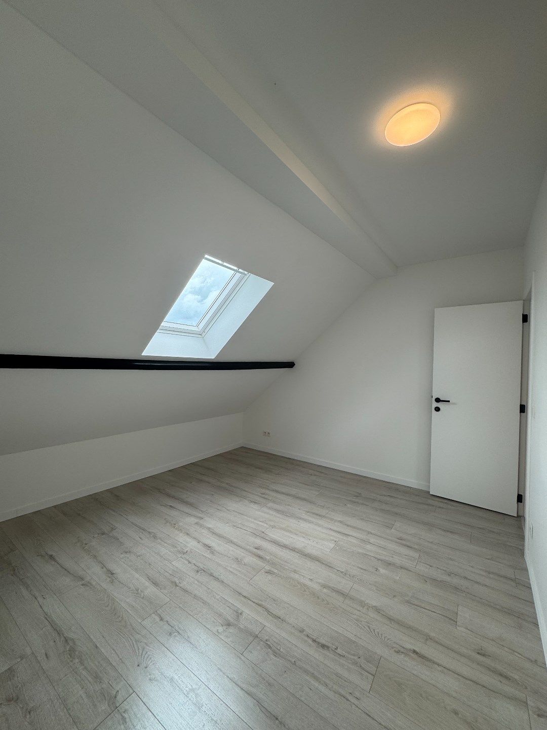 Volledig gerenoveerde, instapklare woning in Grimbergen – EPC A! zonnepanelen, warmtepomp! foto 25