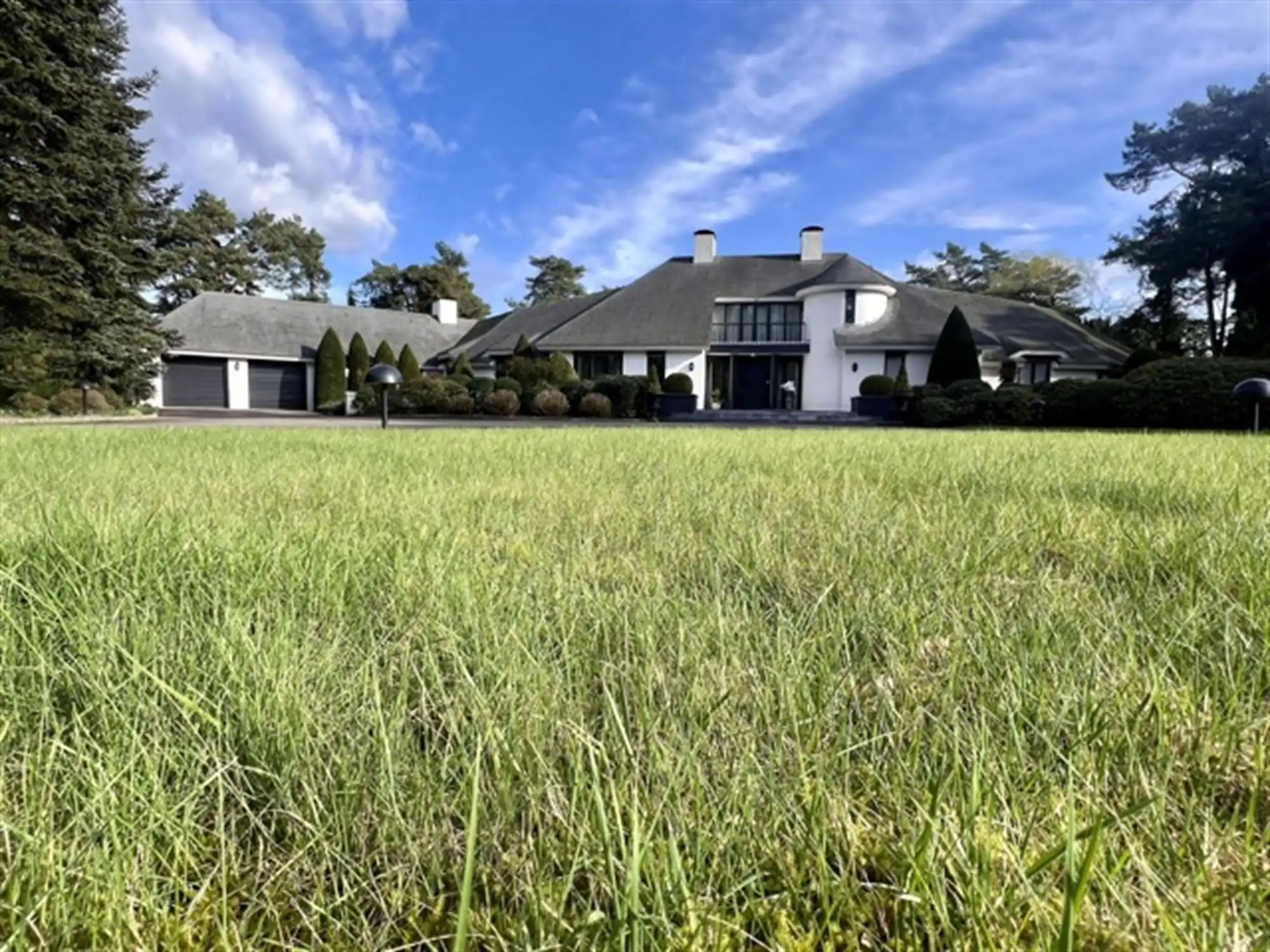 Statig landgoed met binnenzwembad op toplocatie foto 73