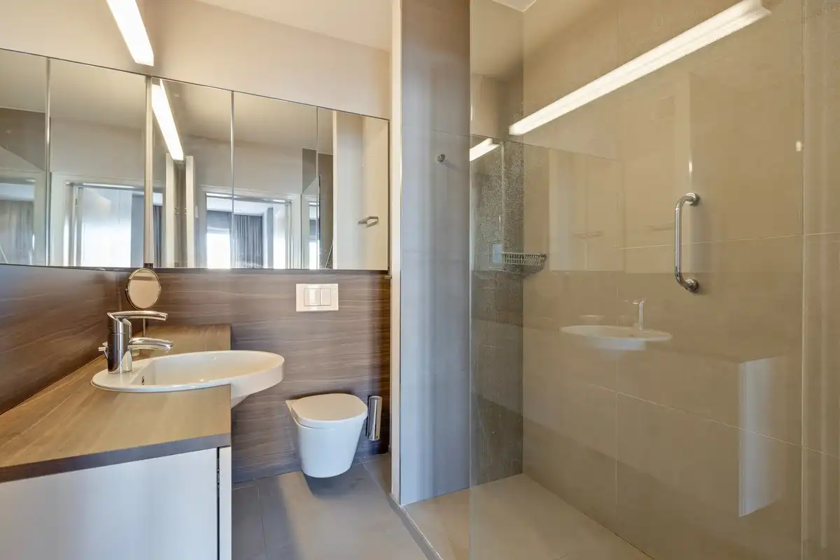 Bijzonder luxueus en groot stadsappartement aan het Zuidpark. foto 13