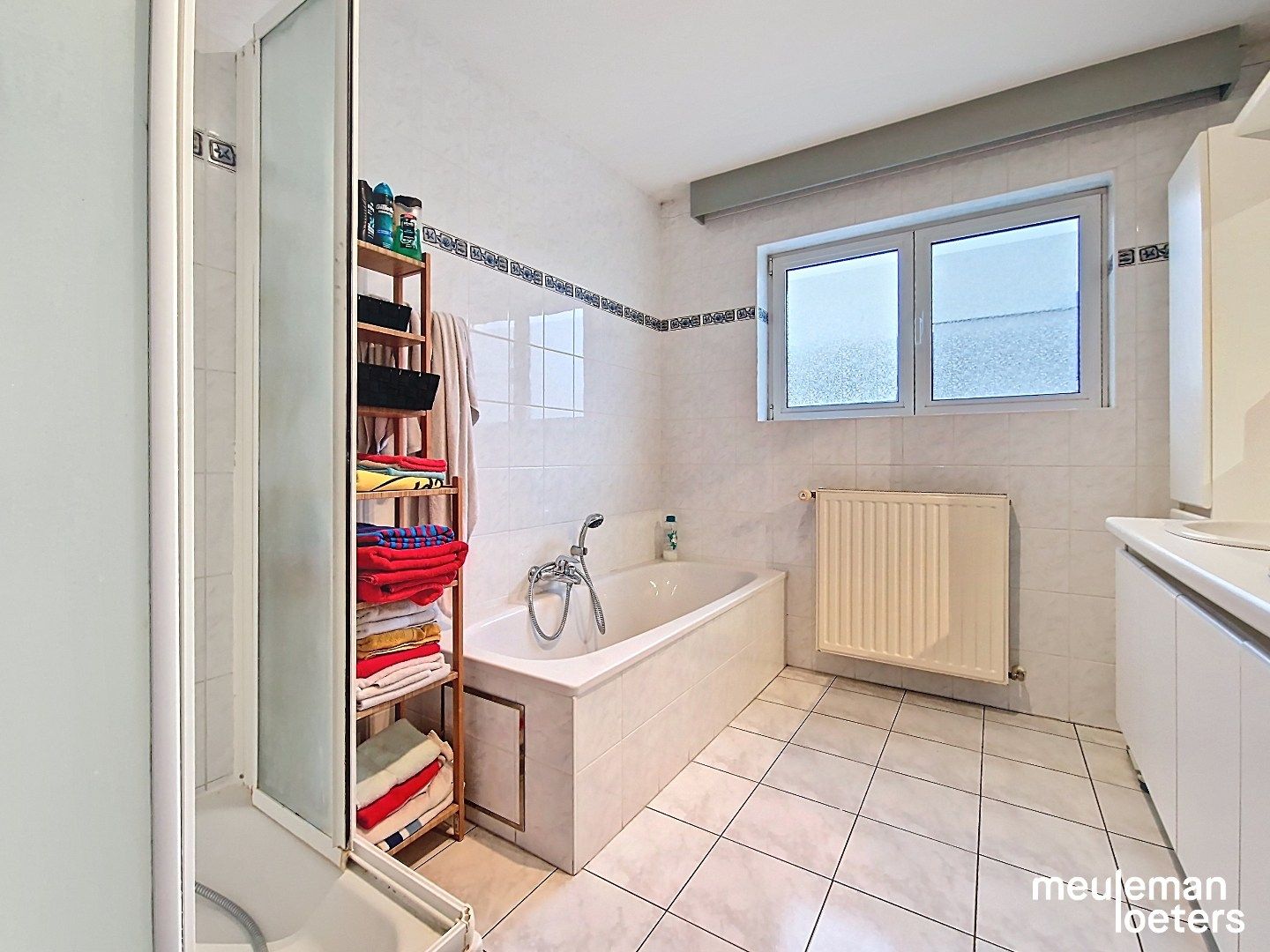 Appartement met ruime terrassen en garage foto 13