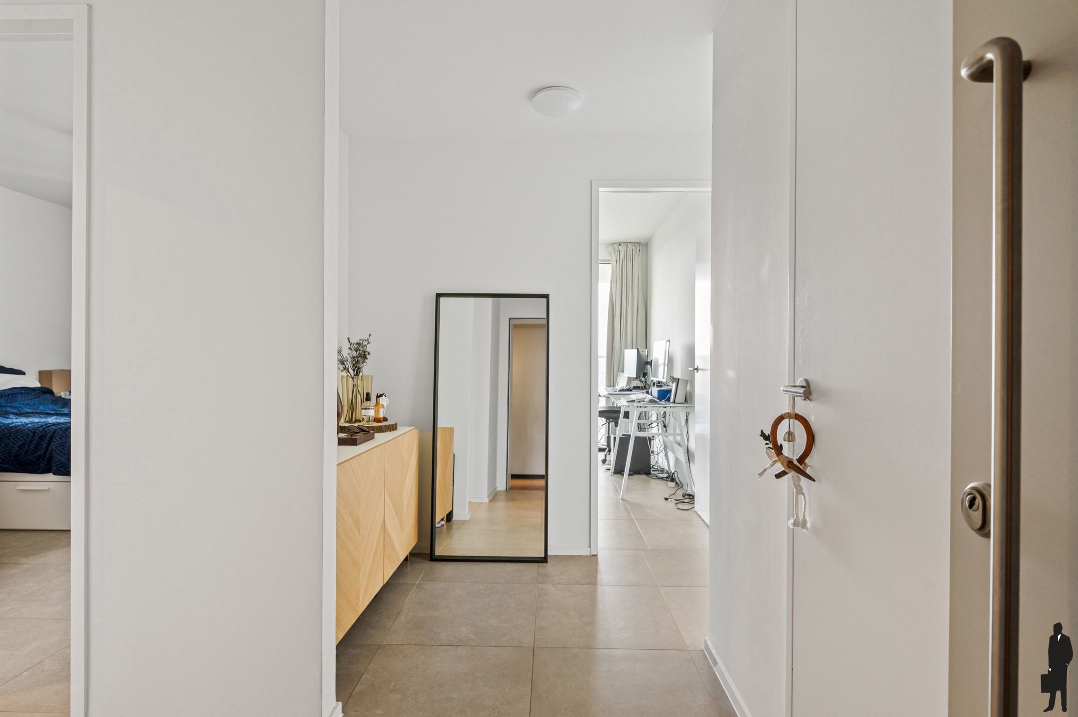 Zuidgericht appartement in de Antwerp Tower – Adembenemend zicht over de stad foto 15