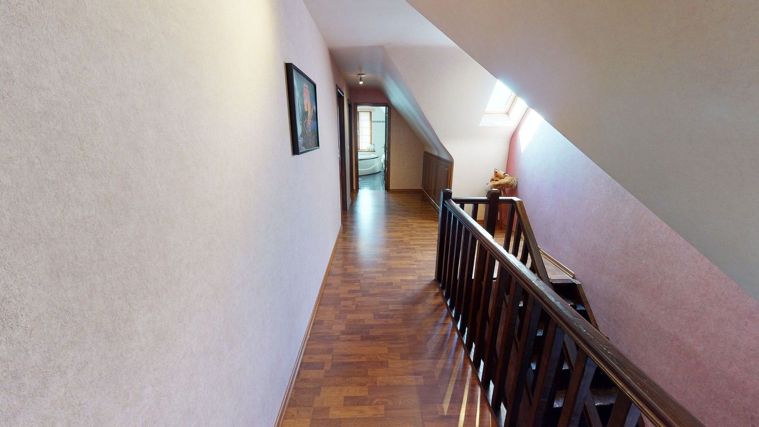 Ruime woning met 3 slaapkamers! foto 6