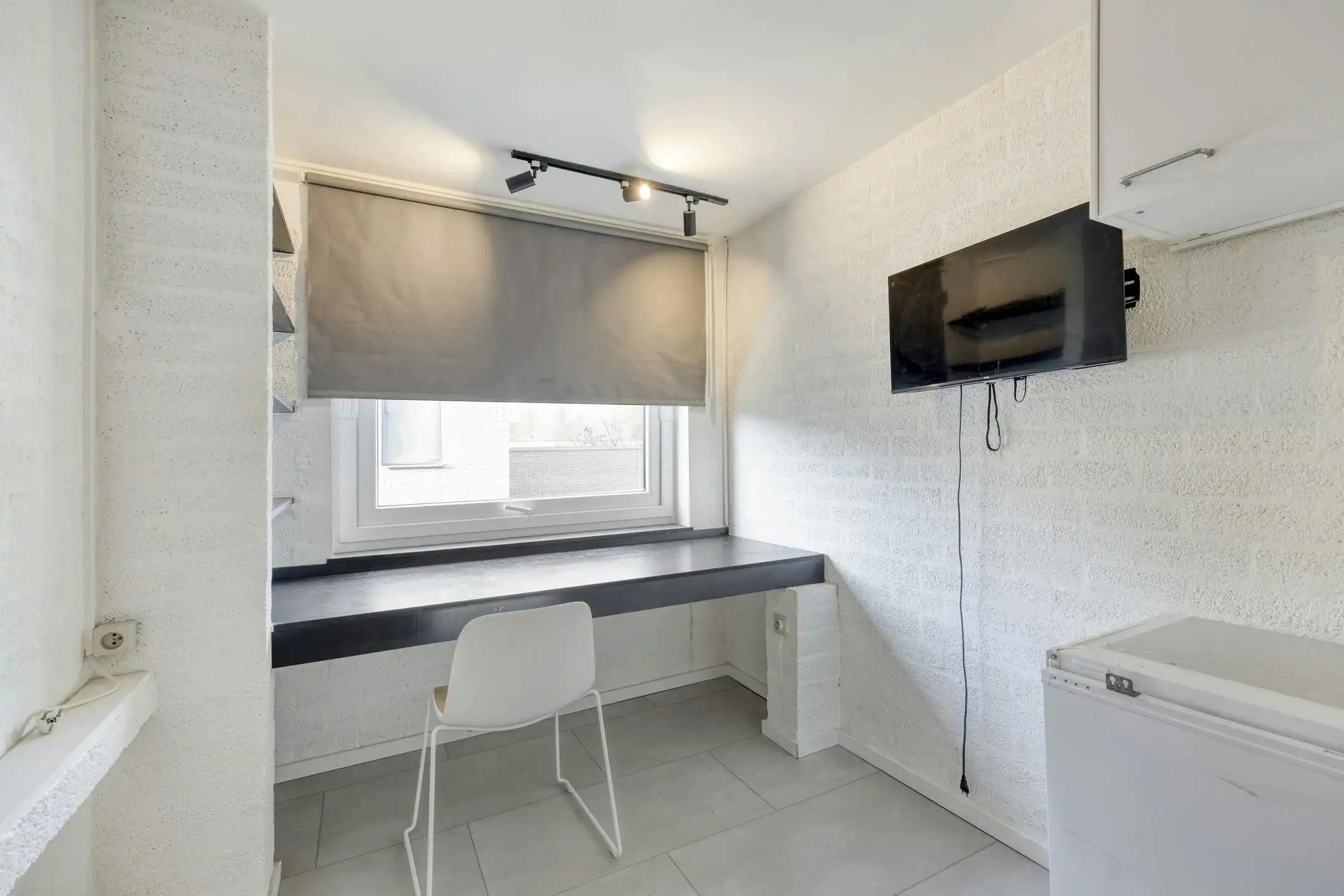 Opbrengsteigendom met 9 studentenkamers en duplex-appartement te Hasselt foto 7