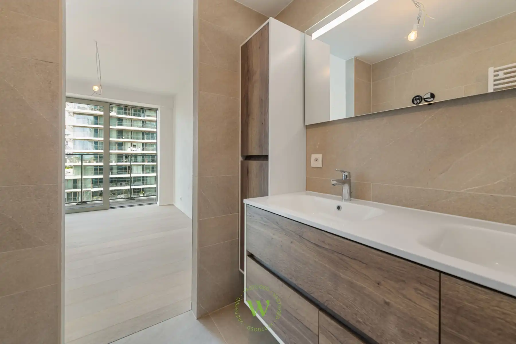 Sky Tower 2 — Laatste hoekapp op 9de verd met Z-W oriëntatie foto 18