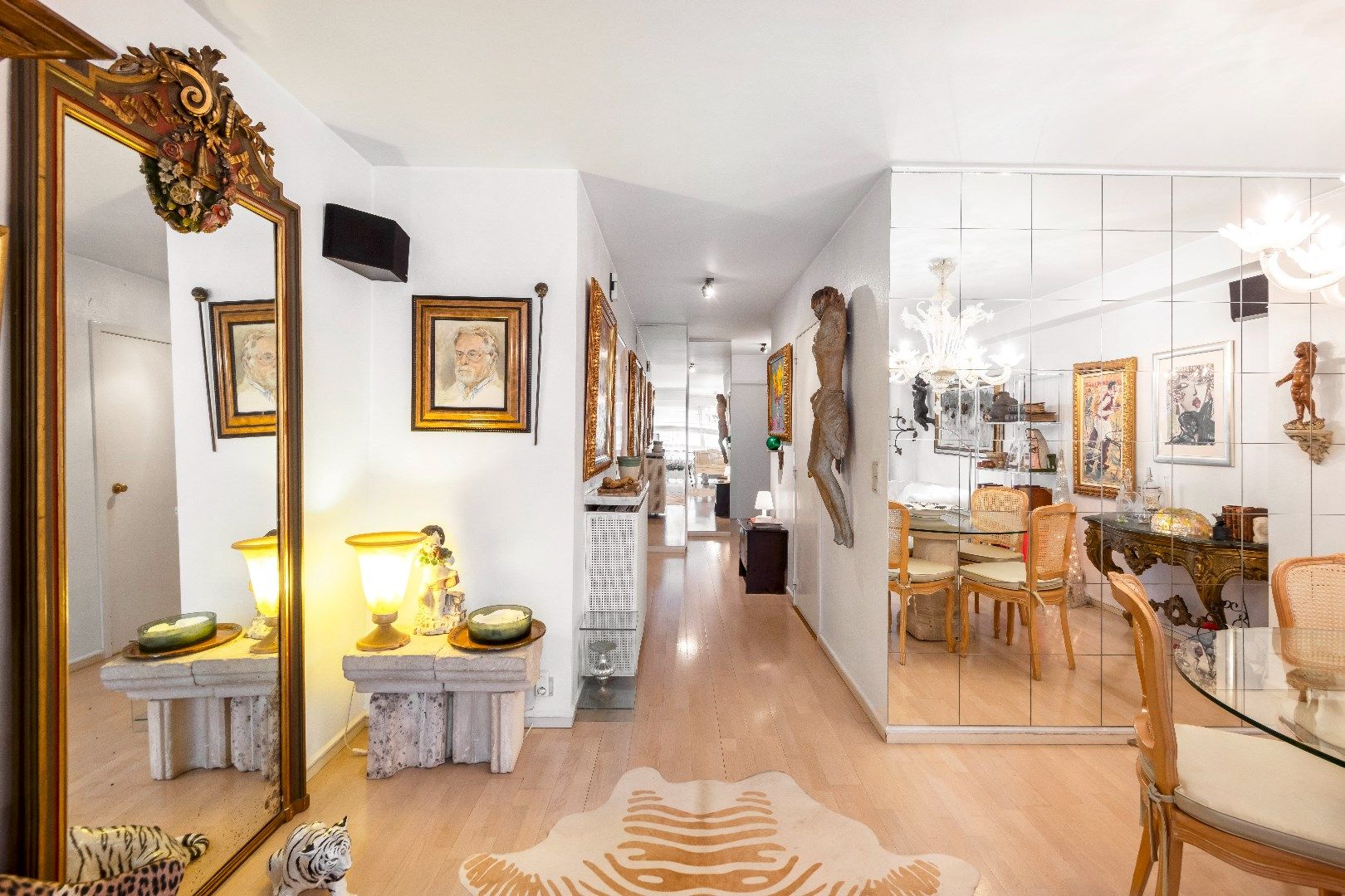 Aangenaam appartement gelegen  wandelafstand van de Zeedijk en de Dumortierlaan. garage te koop foto 7