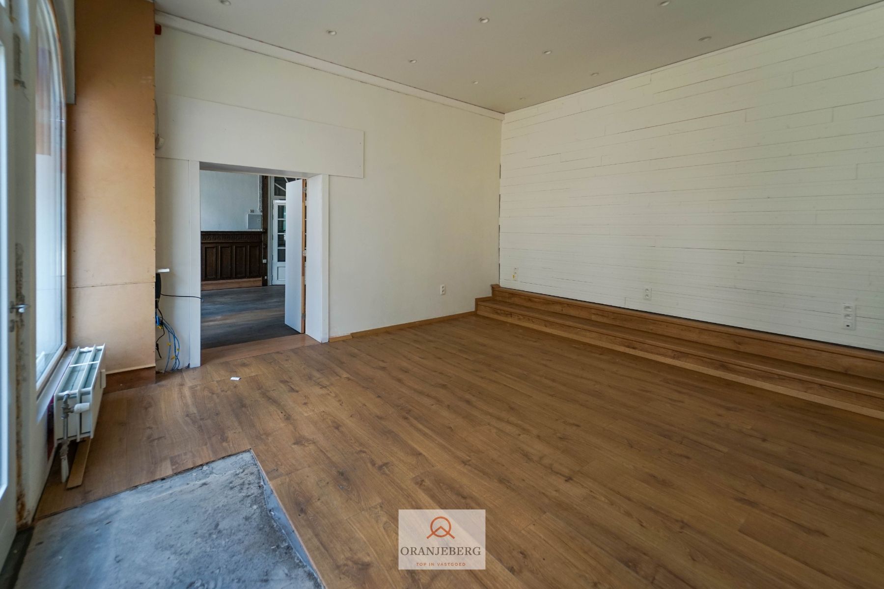 Handelsruimte met authentieke elementen te huur in centrum Gent, aan het Gravensteen foto 13