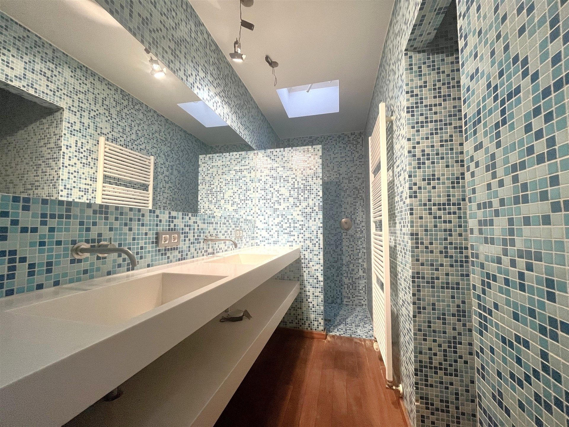 Uniek duplexappartement op de Waalse Kaai foto 9