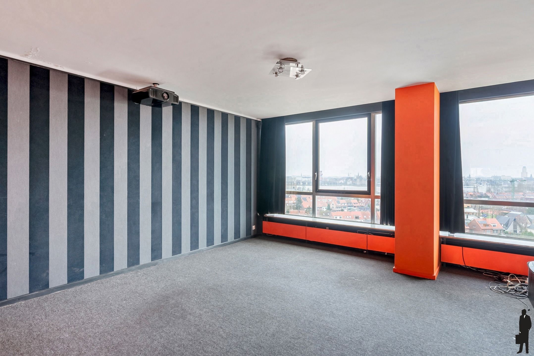 Exclusief appartement met zicht over de skyline van Antwerpen en de Schelde! foto 23