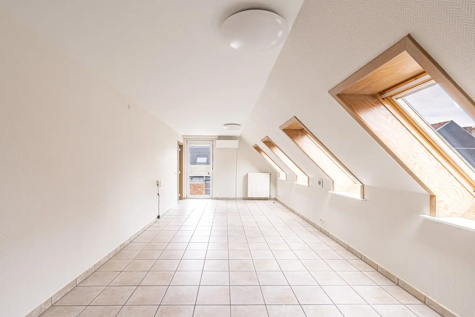 Appartement met 1 slaapkamer, berging en garage in Ledegem foto 5