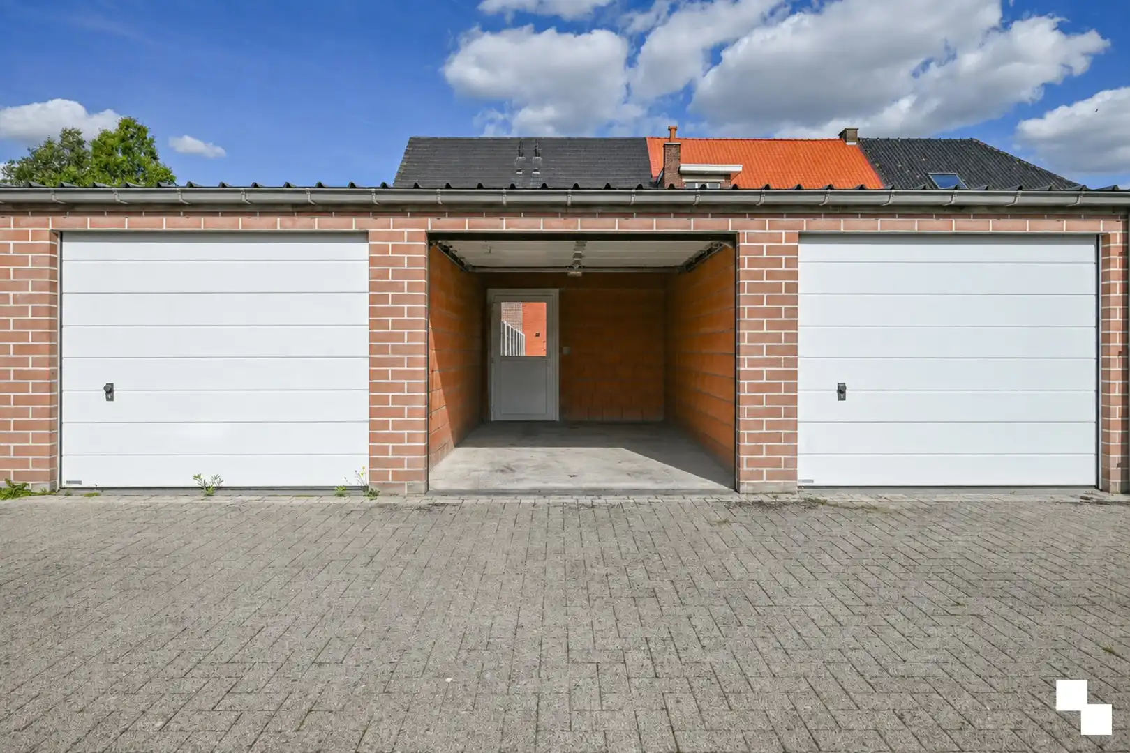 Ruime energiezuinige woning te Wevelgem foto 34