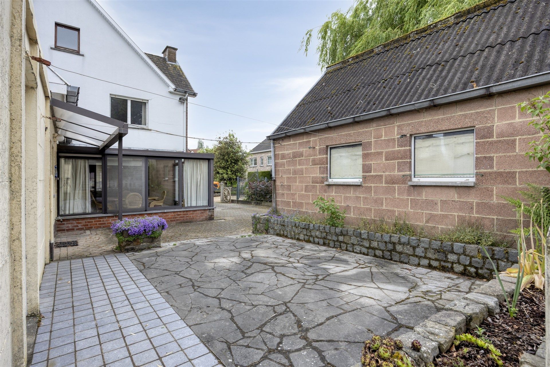 Ruime woning met grote tuin te Landskouter (Oosterzele) foto 16