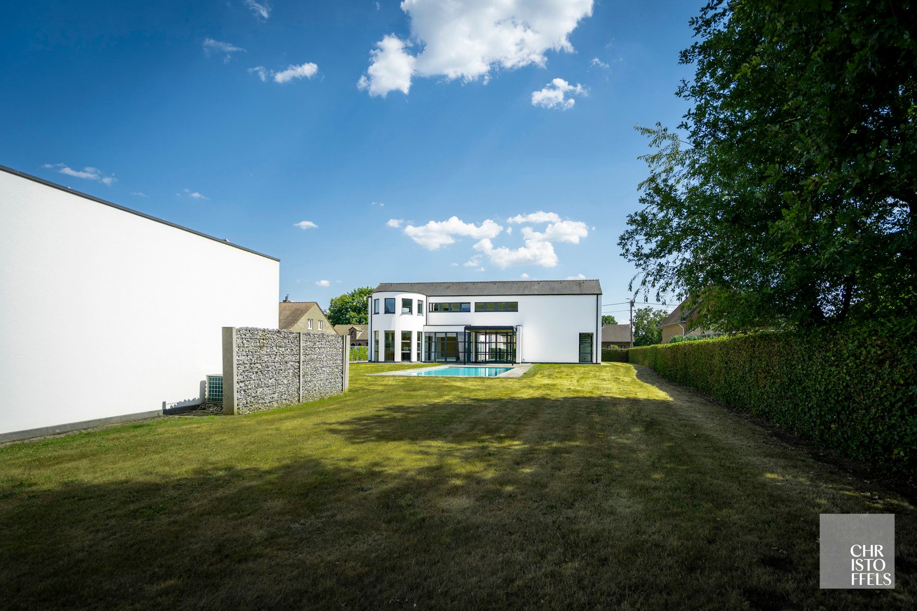 Tijdloze villa (405 m²) met zwembad, magazijn en weiland op 4.858 m²! foto 33