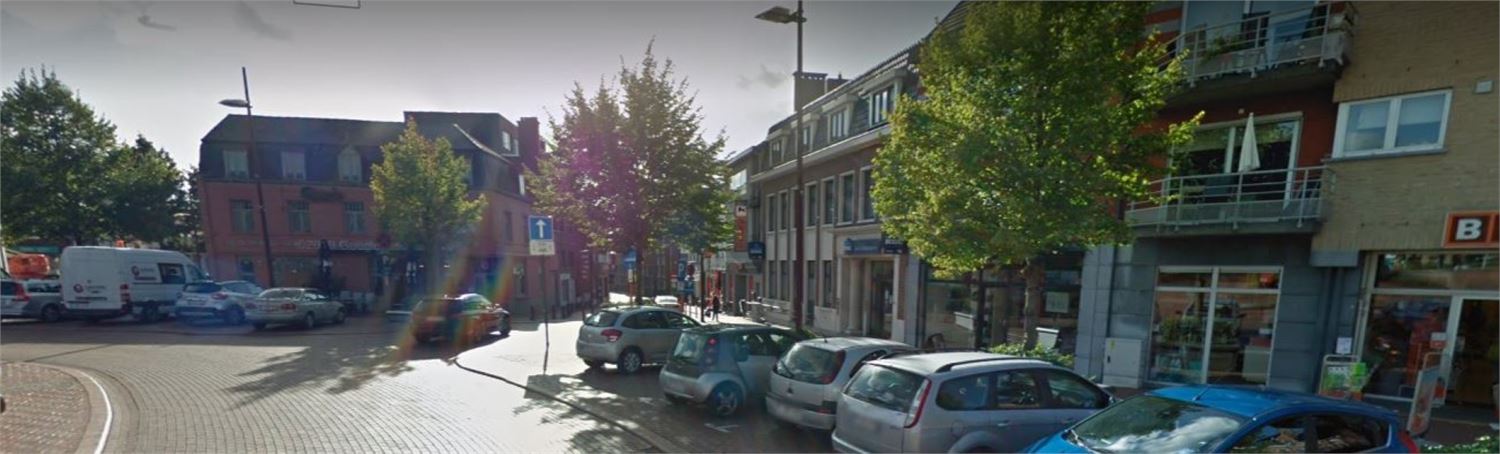 RUIM COMMERCIEEL GELIJKVLOERS foto 5