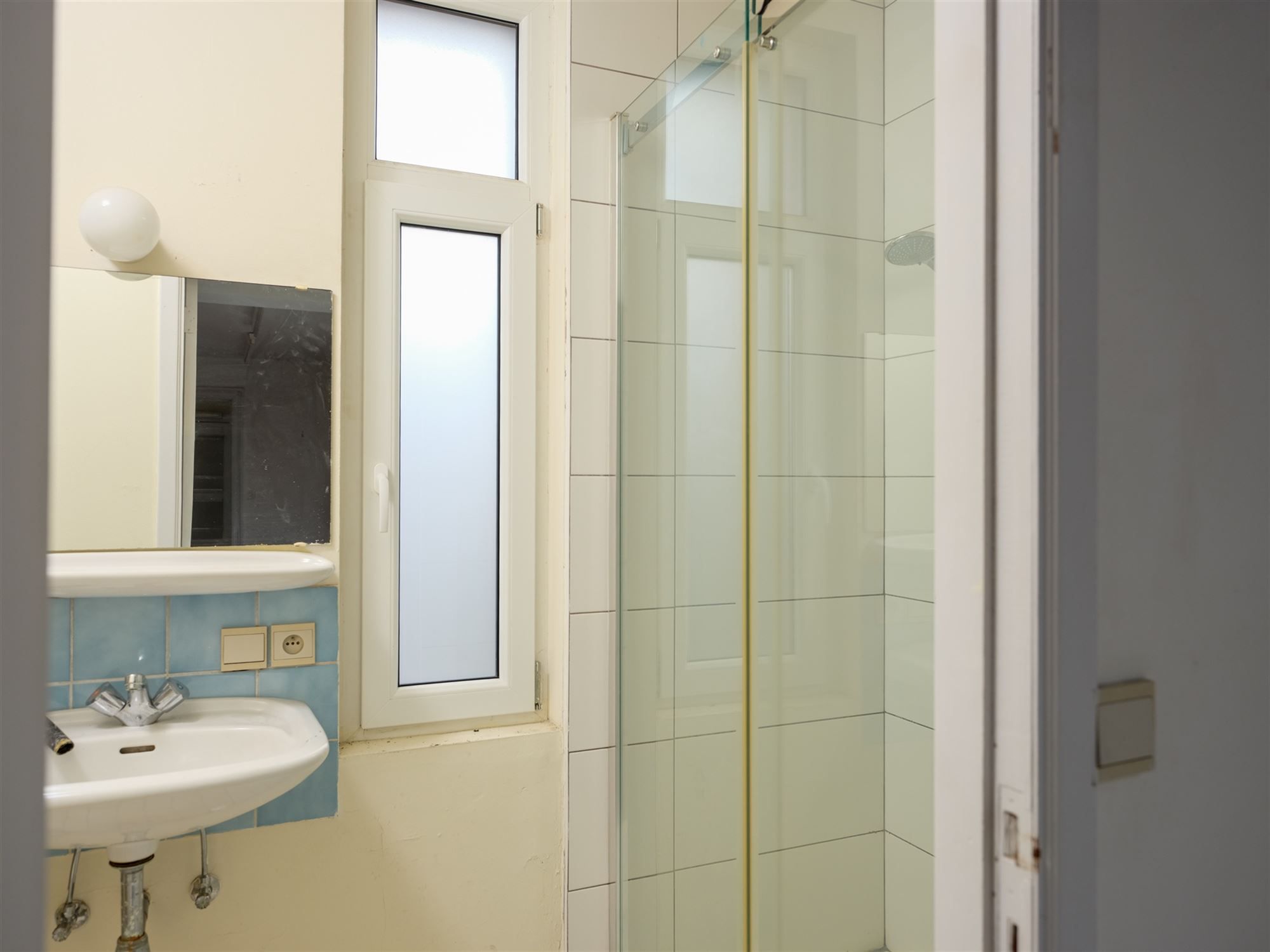 ruime rijwoning met polyvalent bijgebouw en tal van mogelijk foto 30