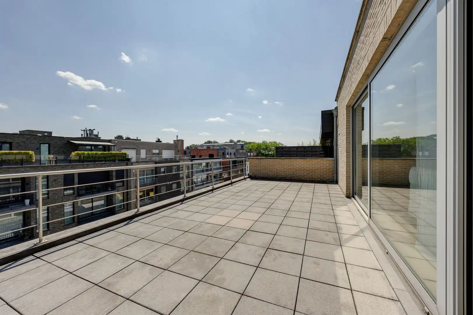 Gemeubelde penthouse in hartje Brasschaat foto 18