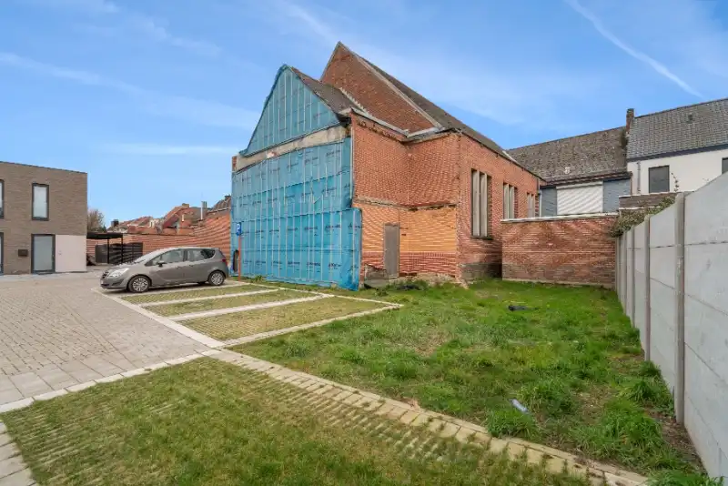 Unieke kapel hartje Lokeren met uitzonderlijk potentieel! Een plek vol karakter, stijlen uitstraling. foto 16