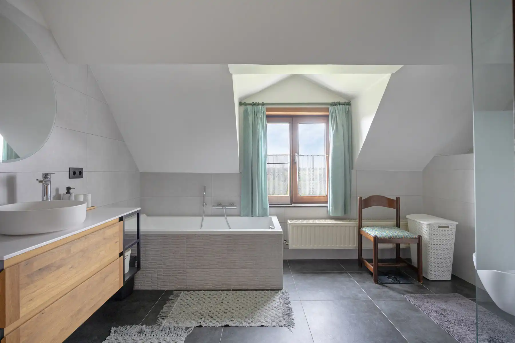 Karaktervolle woning met 3 slaapkamers en grote tuin foto 26