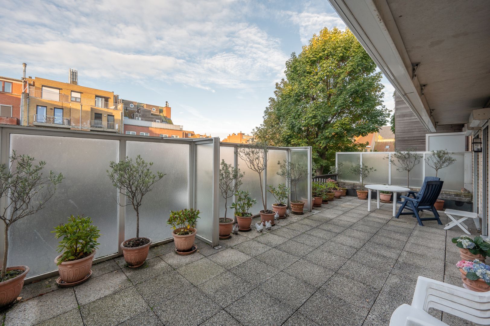 Ruim appartement gelegen op Van Bunnenlaan - te renoveren foto 12