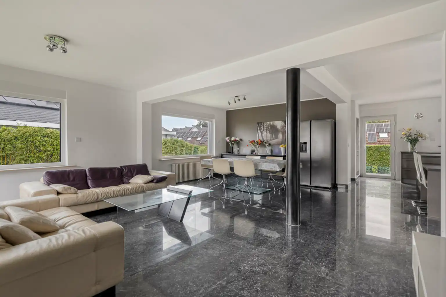 Instapklare woning, voorheen 3 slpk, extra kamers mogelijk foto 8