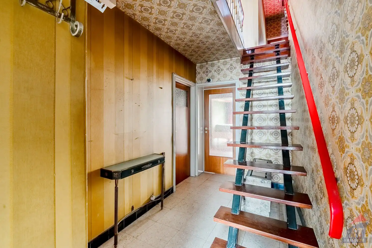 Unieke investeringskans op absolute toplocatie in het hart van Sint-Truiden! foto 7