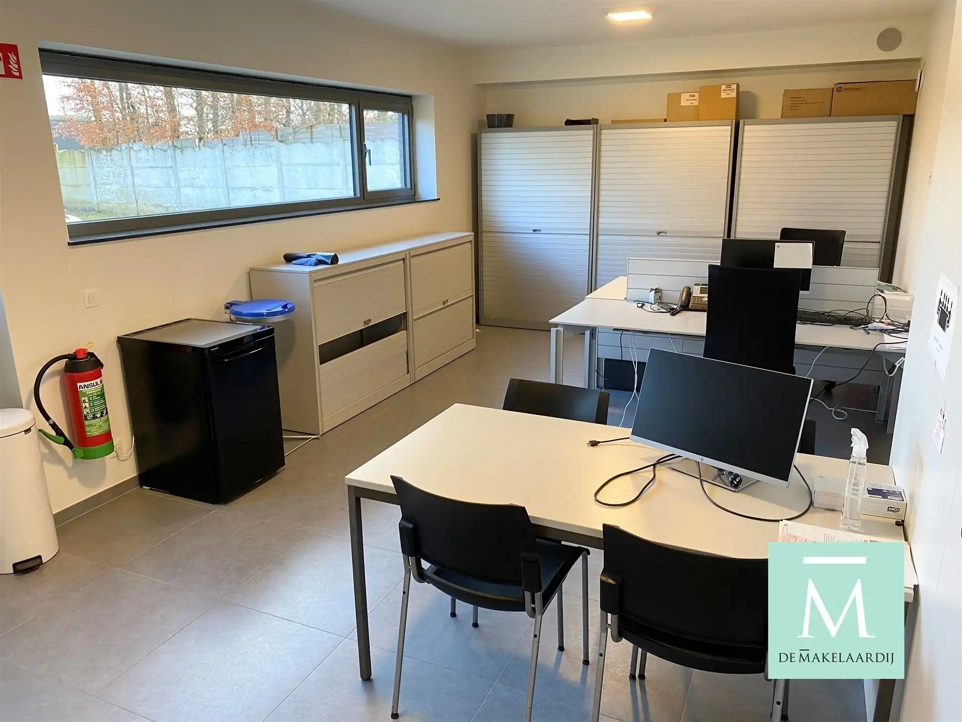 Uitstekend gelegen kantoor/handelspand in het centrum van St-Katelijne-Waver foto 12