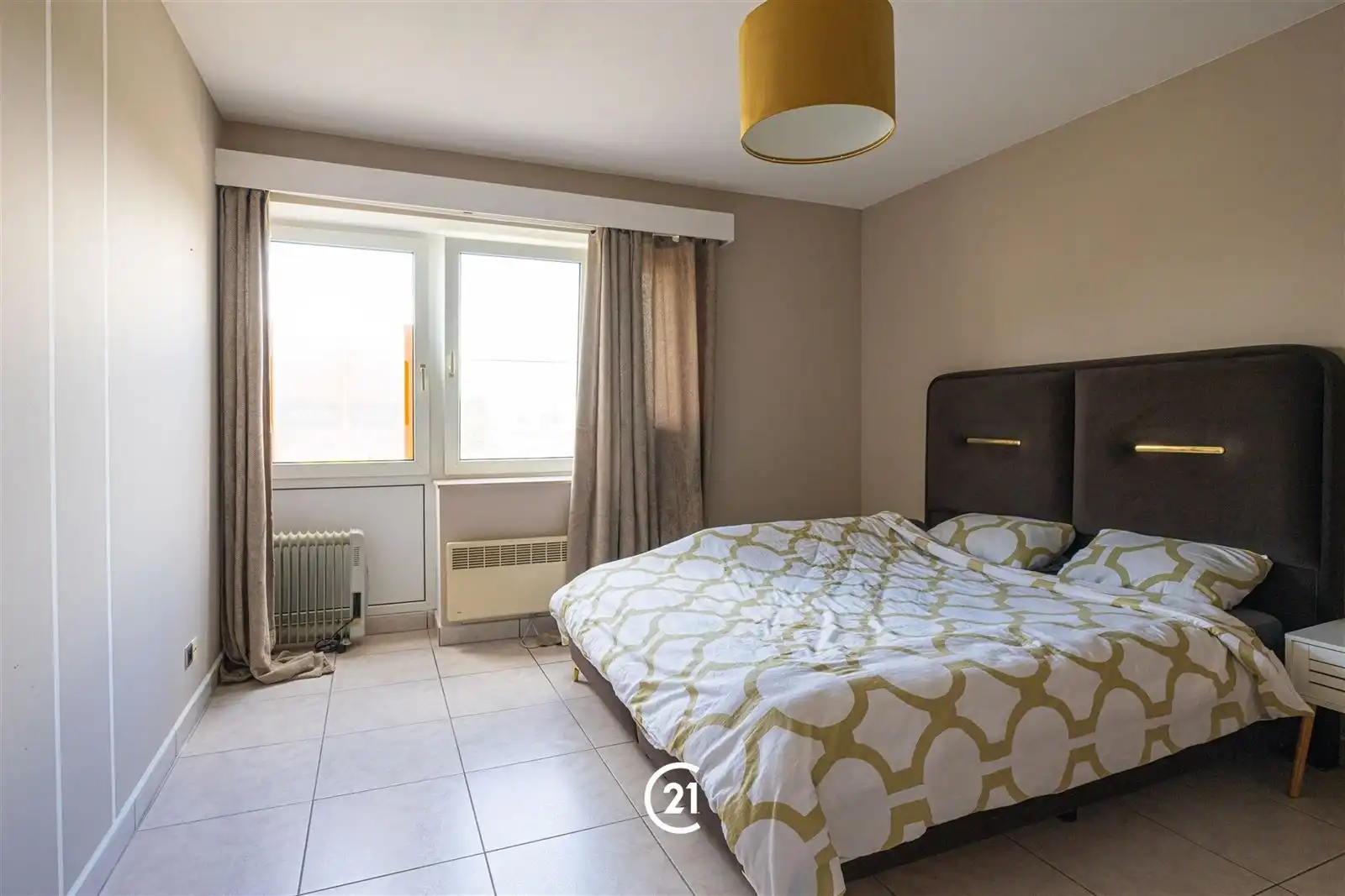 2 slaapkamer appartement met staanplaats en kelder foto 7