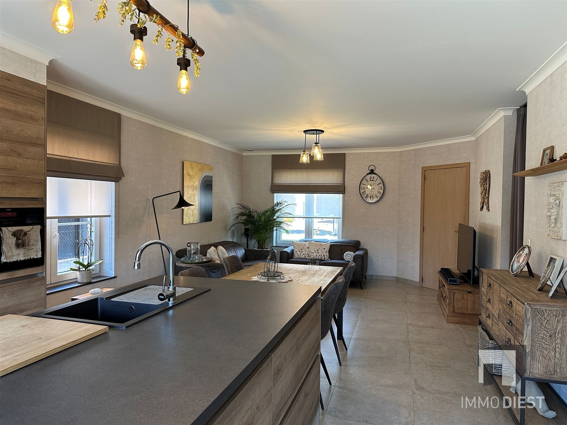 Perfect onderhouden woning met 4 slaapkamers + EPB A foto 3