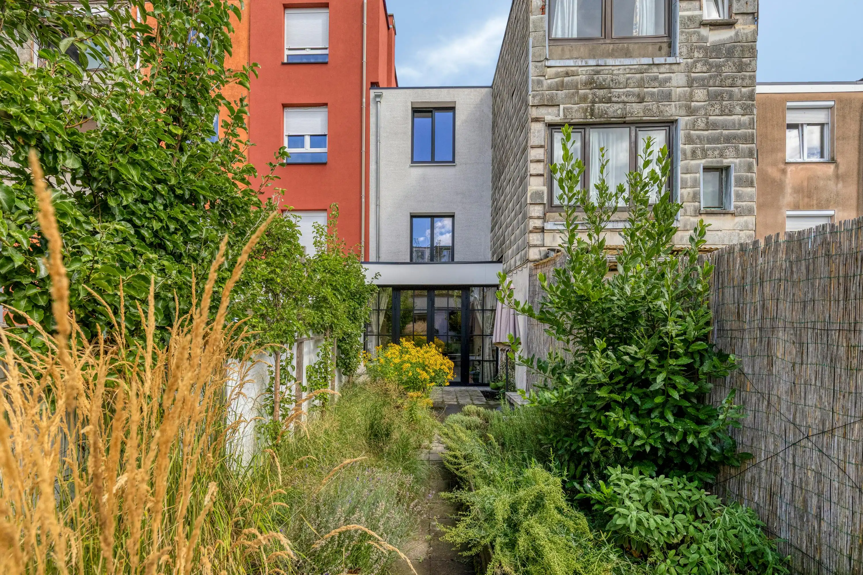 Prachtig en energiezuinig huis te Deurne met groene tuin! foto 15