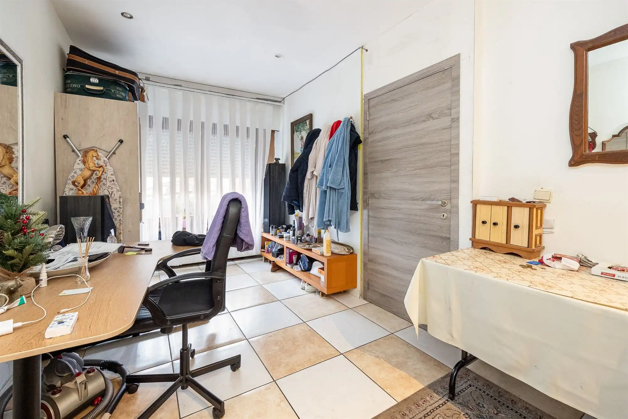 Opnieuw te koop: Te renoveren arbeidersw. met 3 slpk. en tuin foto 2