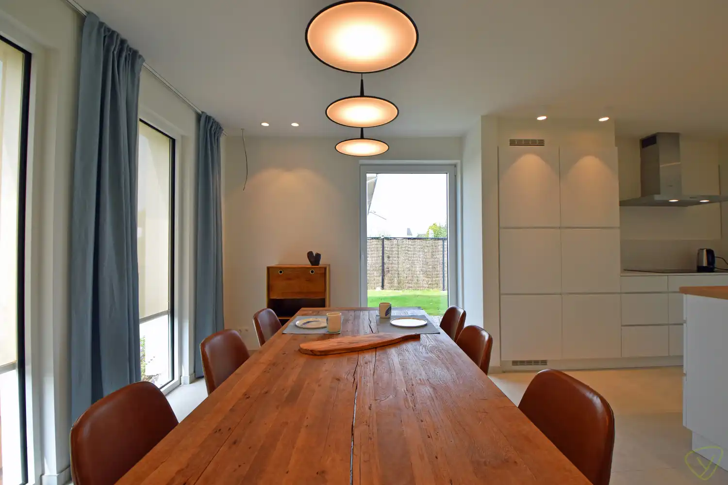 Prachtig gerenoveerde woning gelegen in de Witte Wijk met een luxeueze afwerking. foto 3