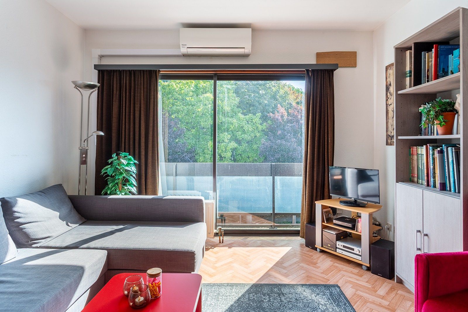 Gezellig en zeer gunstig gelegen 1-slaapkamer appartement foto 3