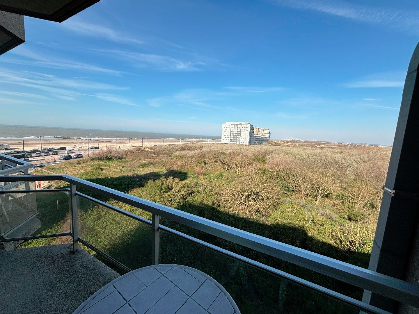 Appartement met 2 slaapkamers en fantastisch zicht op zee en duinen foto {{pictureIndex}}