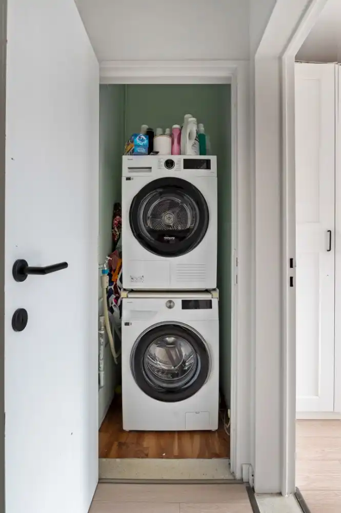 Instapklaar hoekapp. op 1e verd. met 2 slpk., balkon en garagebox foto 13