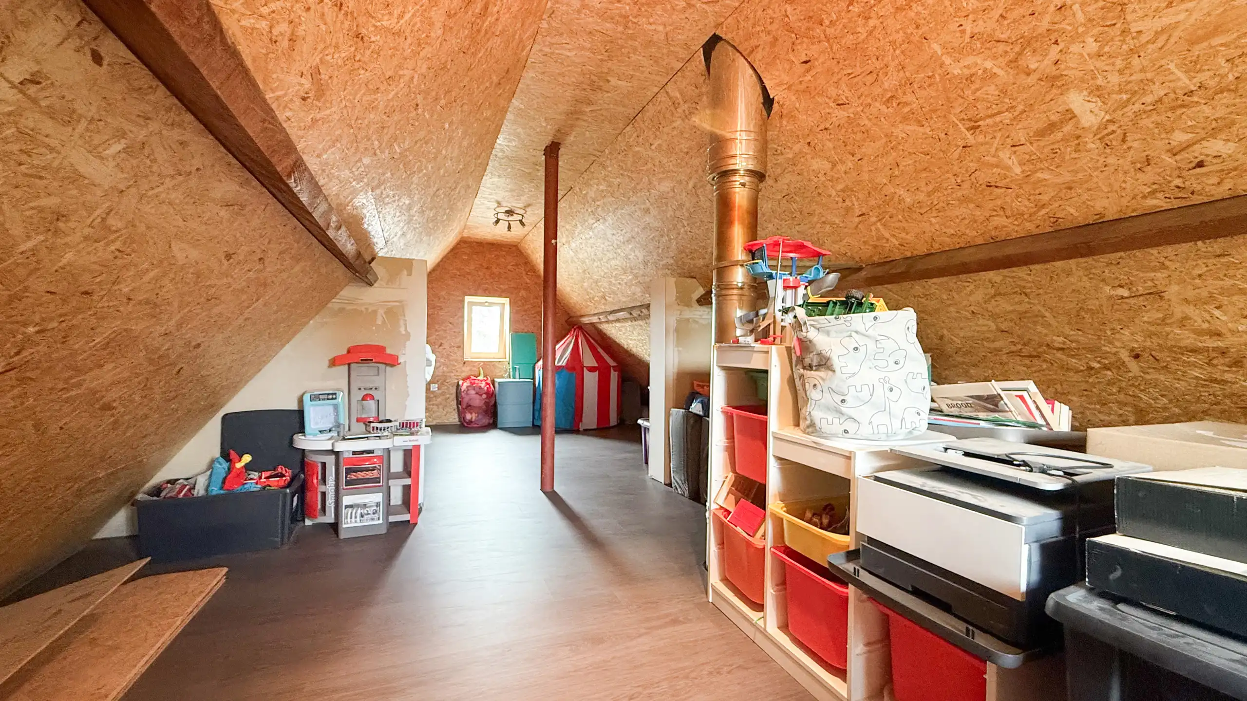 Instapklare woning op 9,8 are met prachtige tuin! foto 32