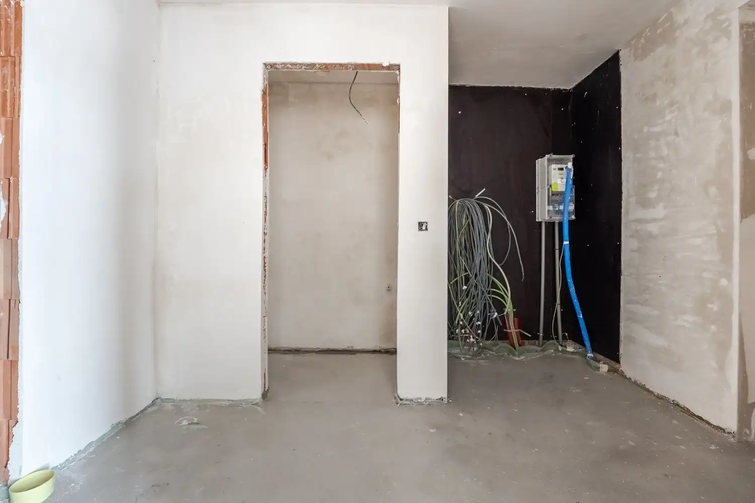 Charmante halfopen woning te koop in Leopoldsburg - 3 slaapkamers, 1 badkamer, ruime keuken en 2 toiletten op 396 m², volledig gerenoveerd in 2026! foto 3
