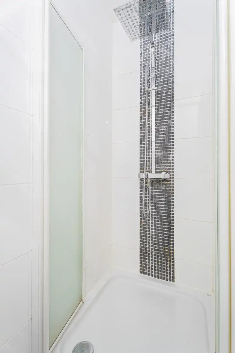 Ruim instapklaar duplex appartement te Sint-Pieters-Leeuw foto 14