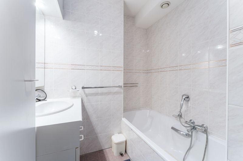 Centrum Roeselare: centraal gelegen 2 slaapkamer appartement in Roeselare foto 11