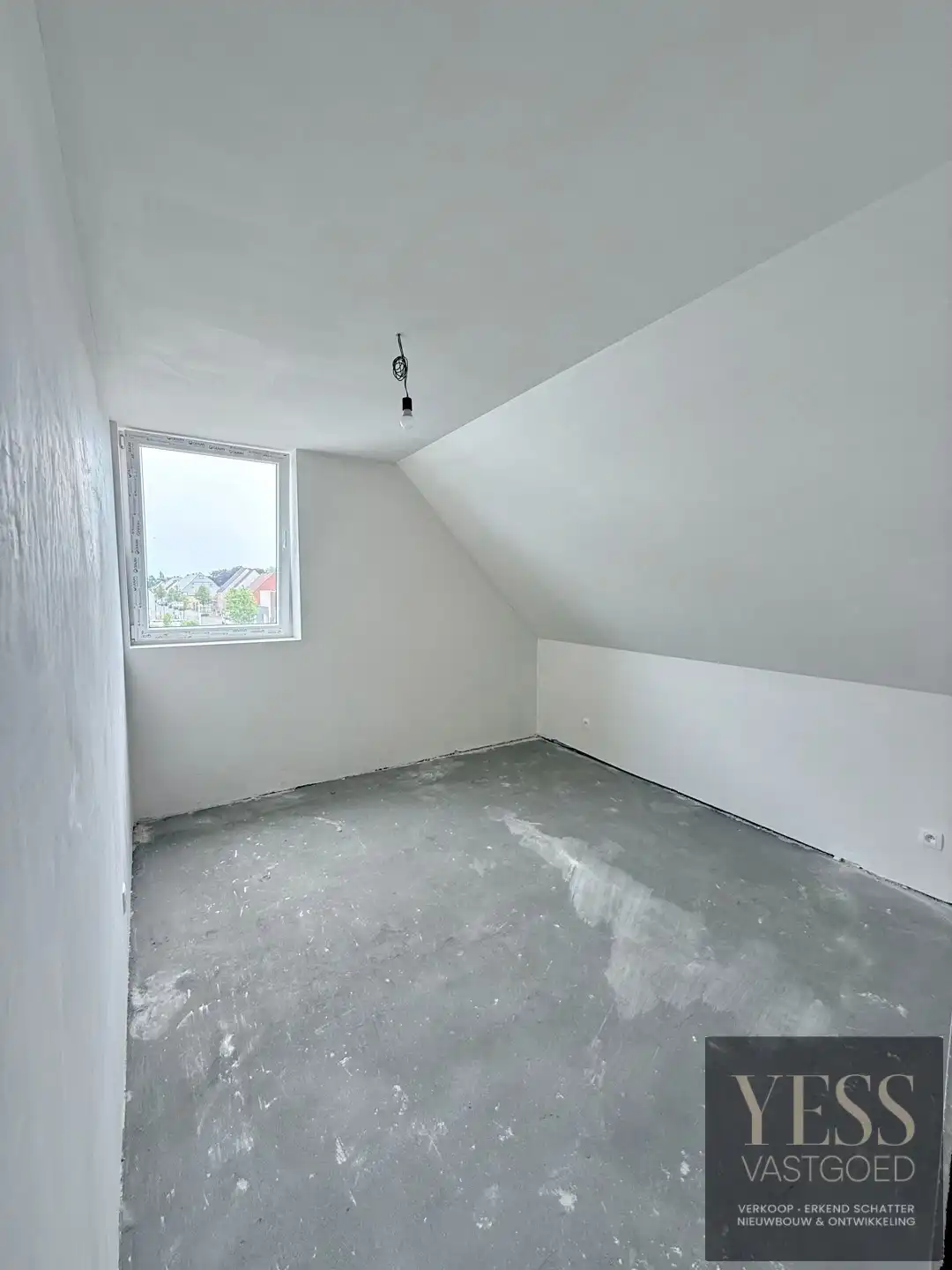 Lichtrijk duplex appartement met 3 slaapkamers + 2 parkings foto 10