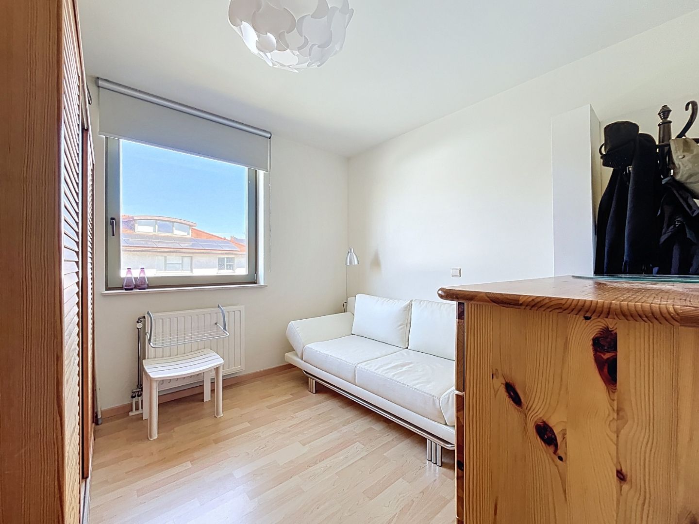 Zongerichte appartement in het centrum van Sint-Idesbald. foto 8