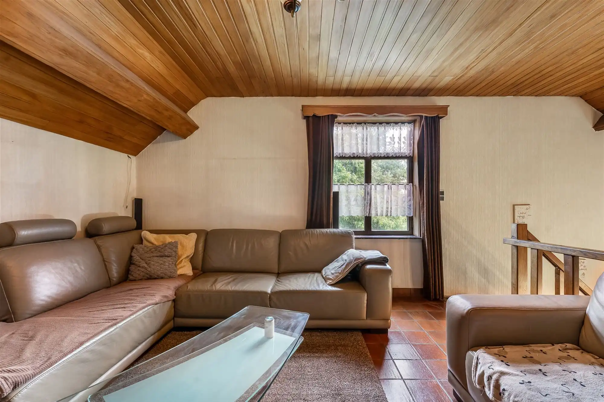 WONING MET POTENTIEEL (243M²) MET 4 SLAAPKAMERS EN RUIME TUIN (13A22CA) TE BERINGEN foto 16