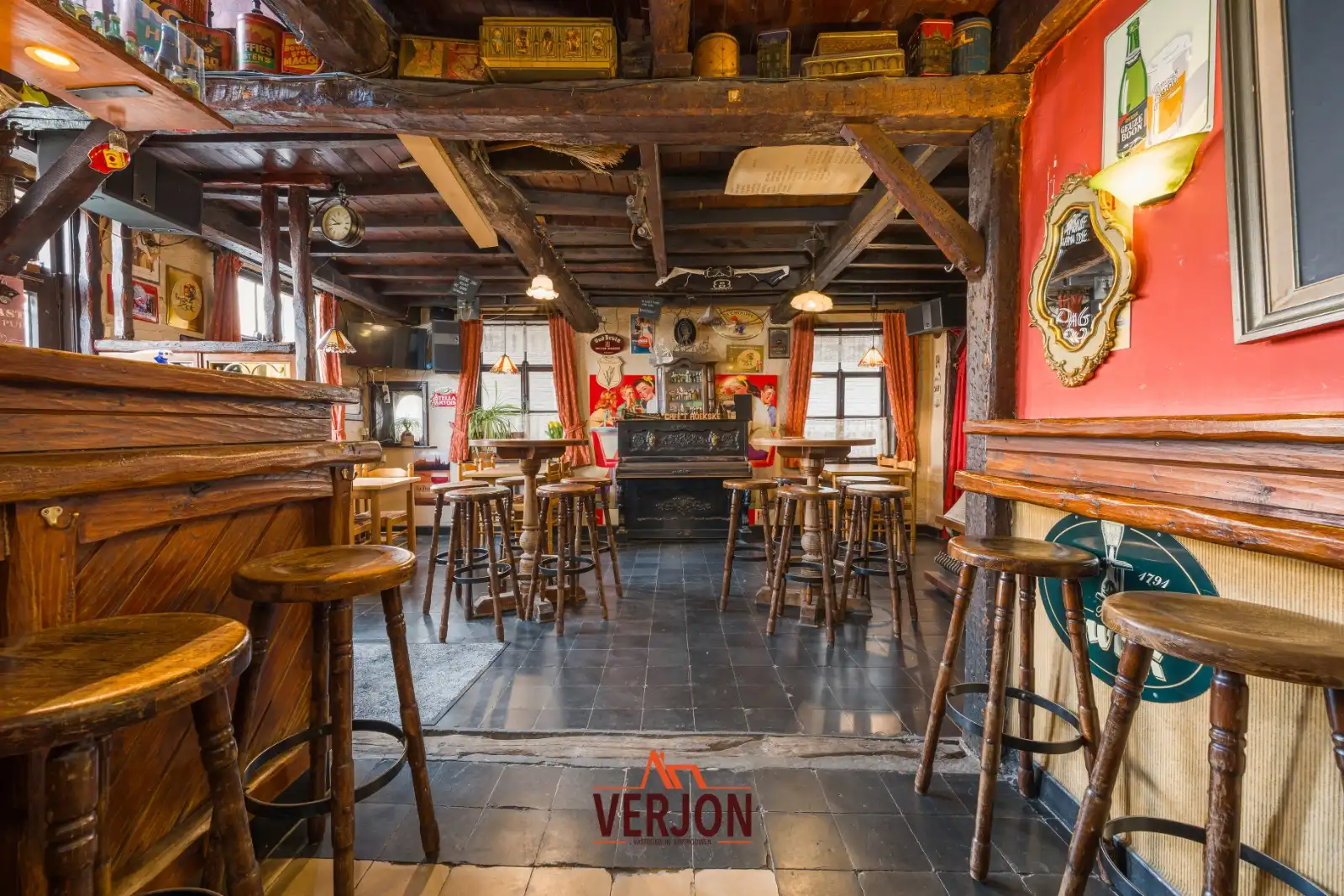 Idylisch café in het hart van Ardooie foto 8