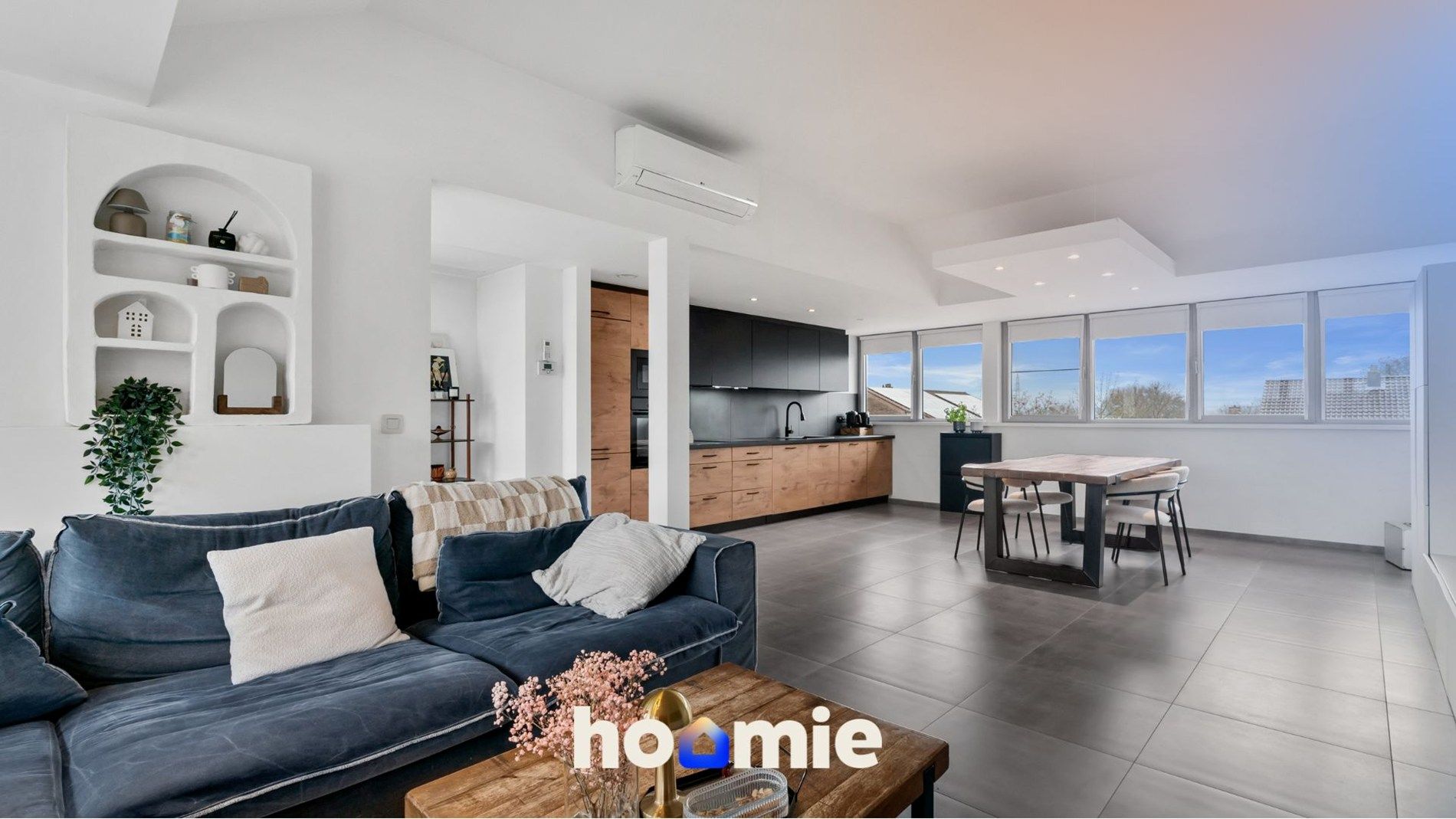  foto {{pictureIndex}}