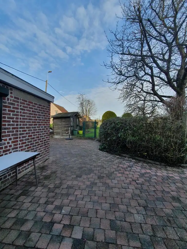 Halfopen bebouwing met 3 slpks, kelder, zolder en tuin foto 14