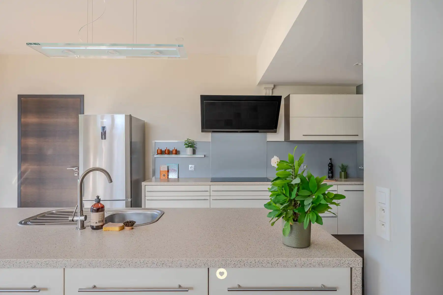 Karaktervolle hoeve met zwembad, bijgebouw op 1.300 m² grond foto 4